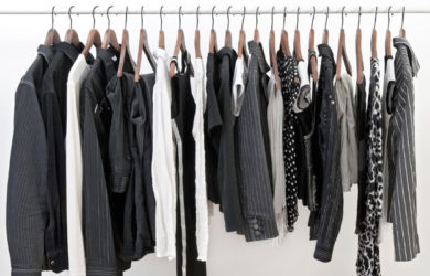 peças de roupa preta