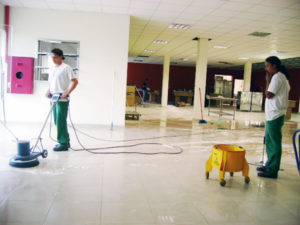 Como fazer limpezas pós-obras?
