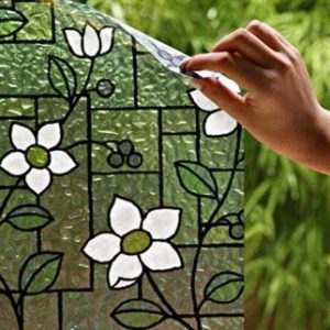 Remover manchas adesivos do vidro