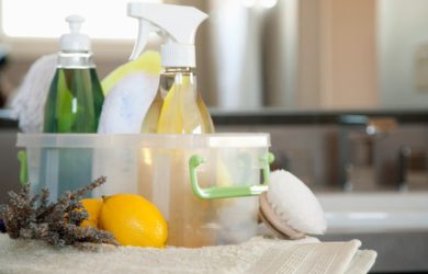 Receitas caseiras para fazer produtos de limpeza